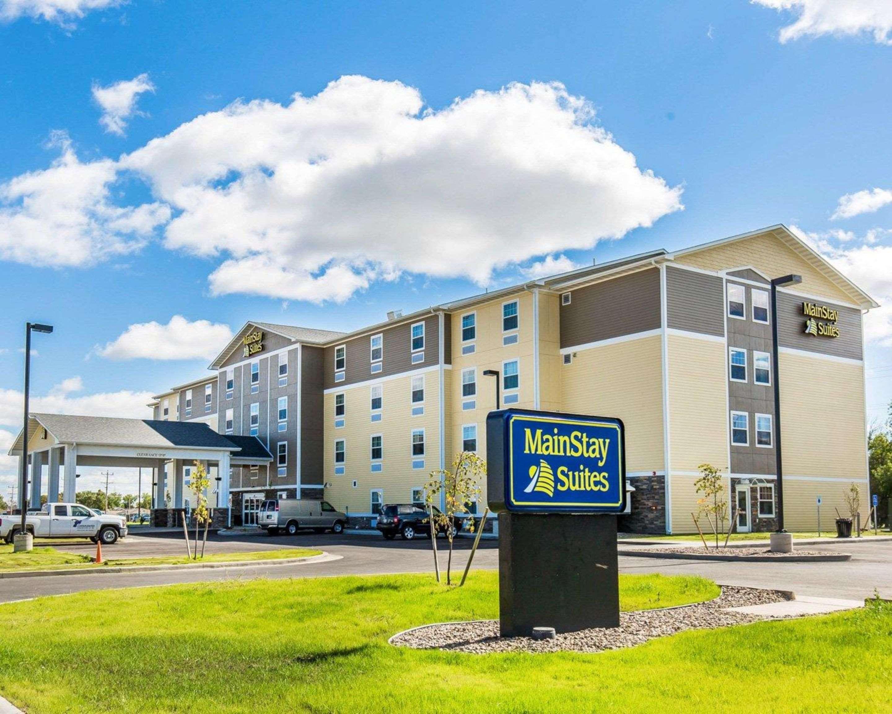 Mainstay Suites Sidney - Medical Center Buitenkant foto