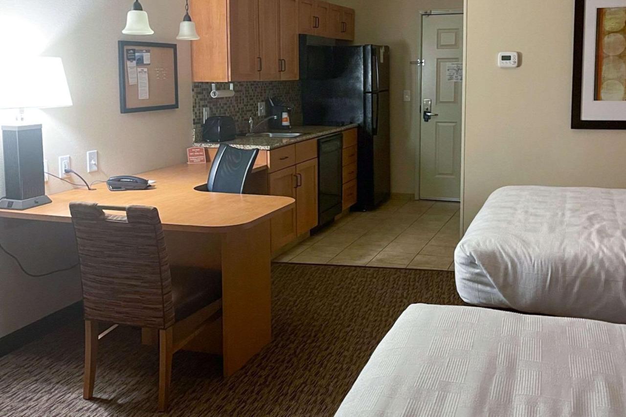 Mainstay Suites Sidney - Medical Center Buitenkant foto