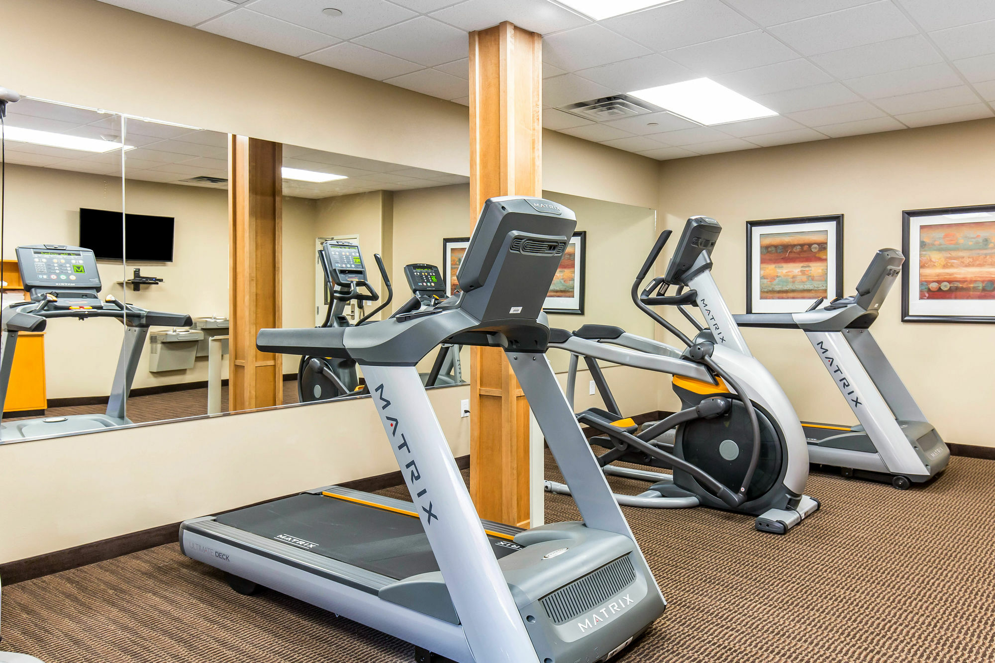 Mainstay Suites Sidney - Medical Center Buitenkant foto